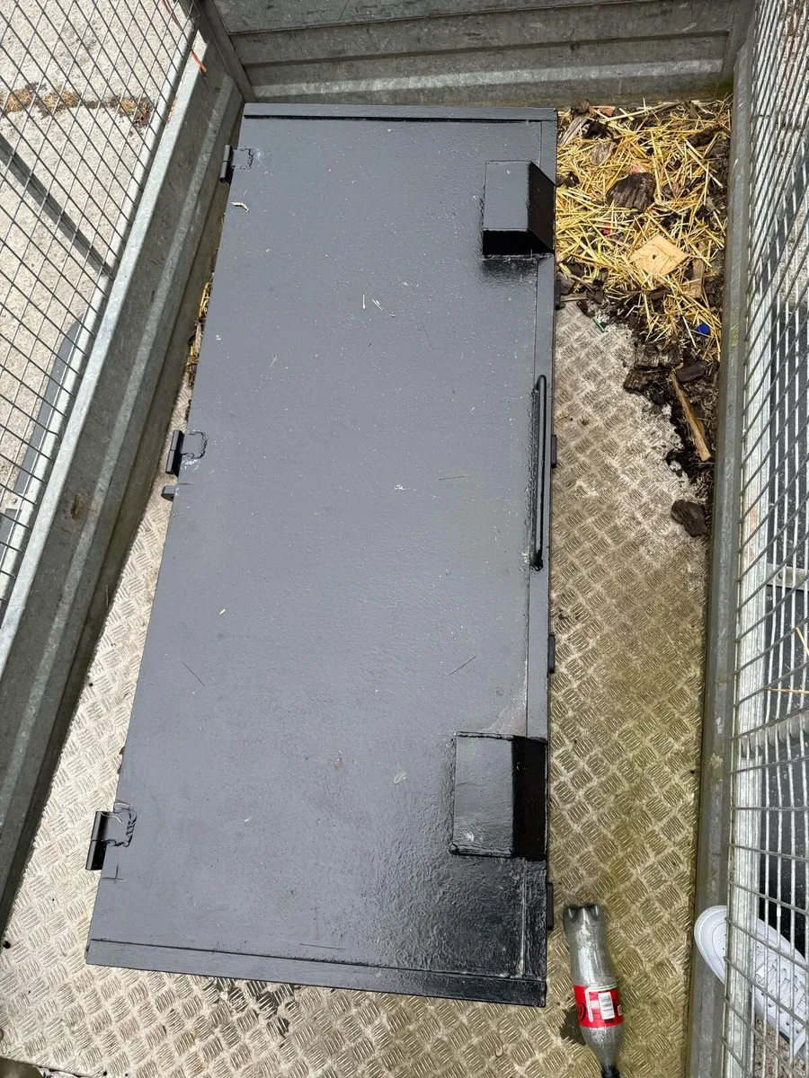 6ft steel box with 3 point linkage - Image 1