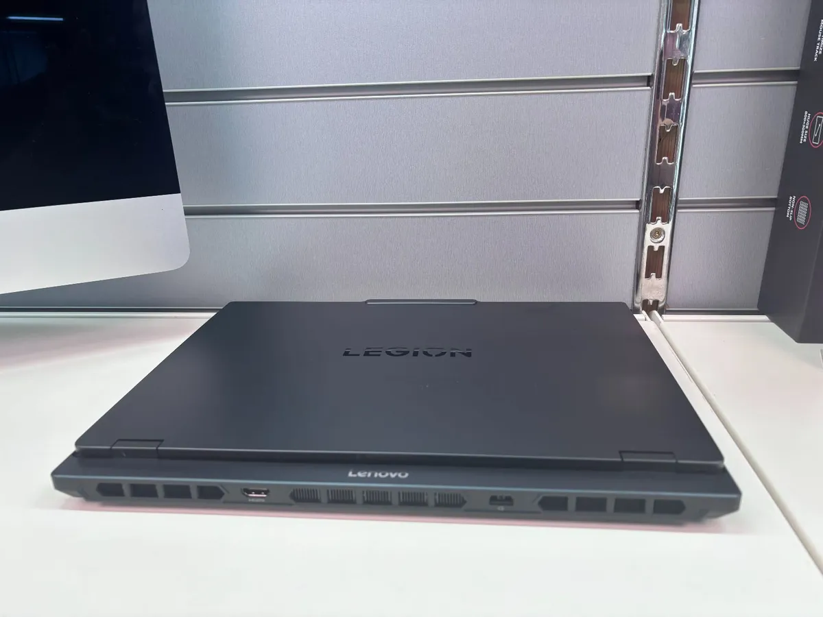 Lenovo Legion 5 15IAX10 Intel Ultra 7 255HX Nvidia - Image 4