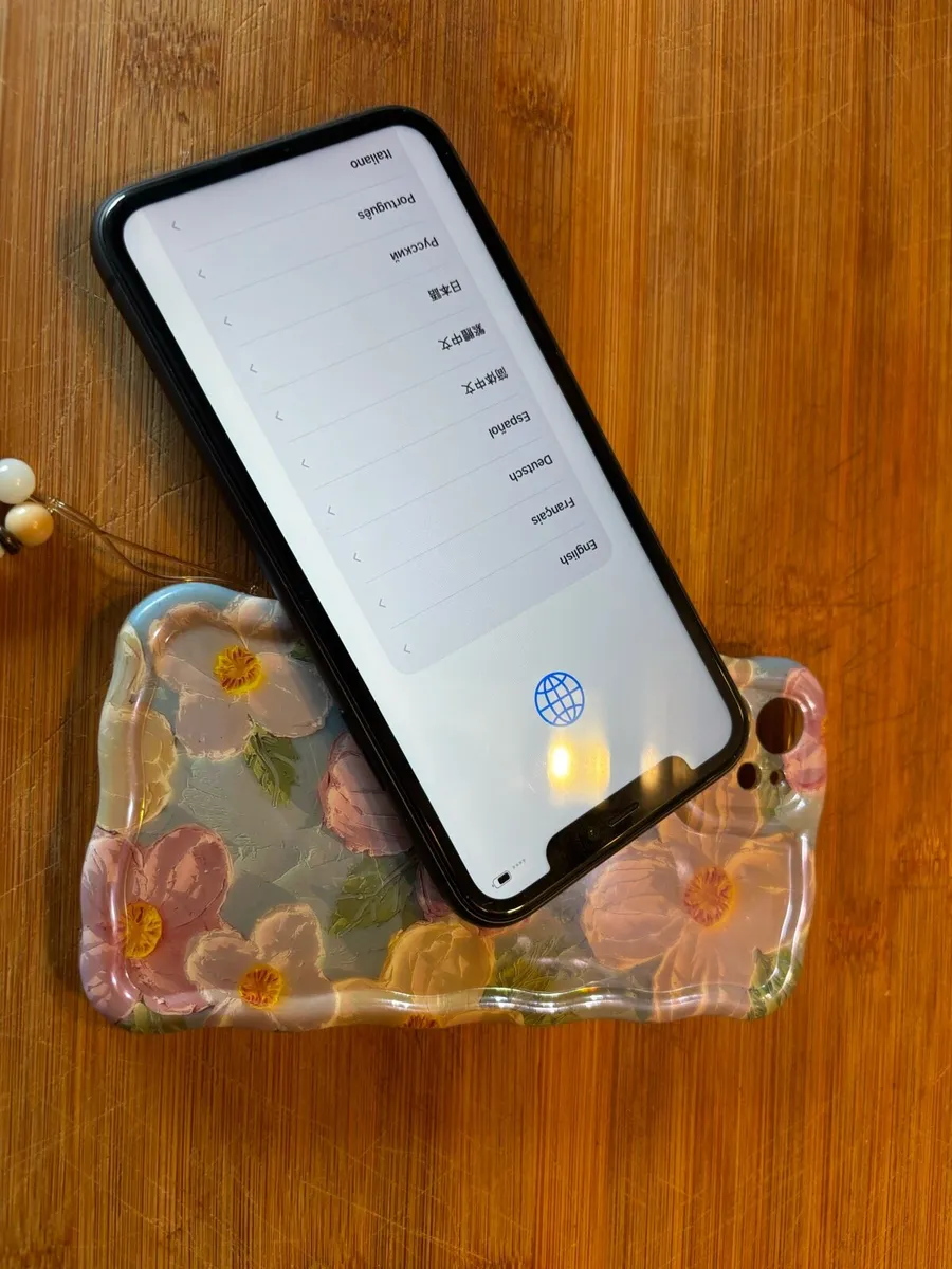 iphone 11 - Image 4