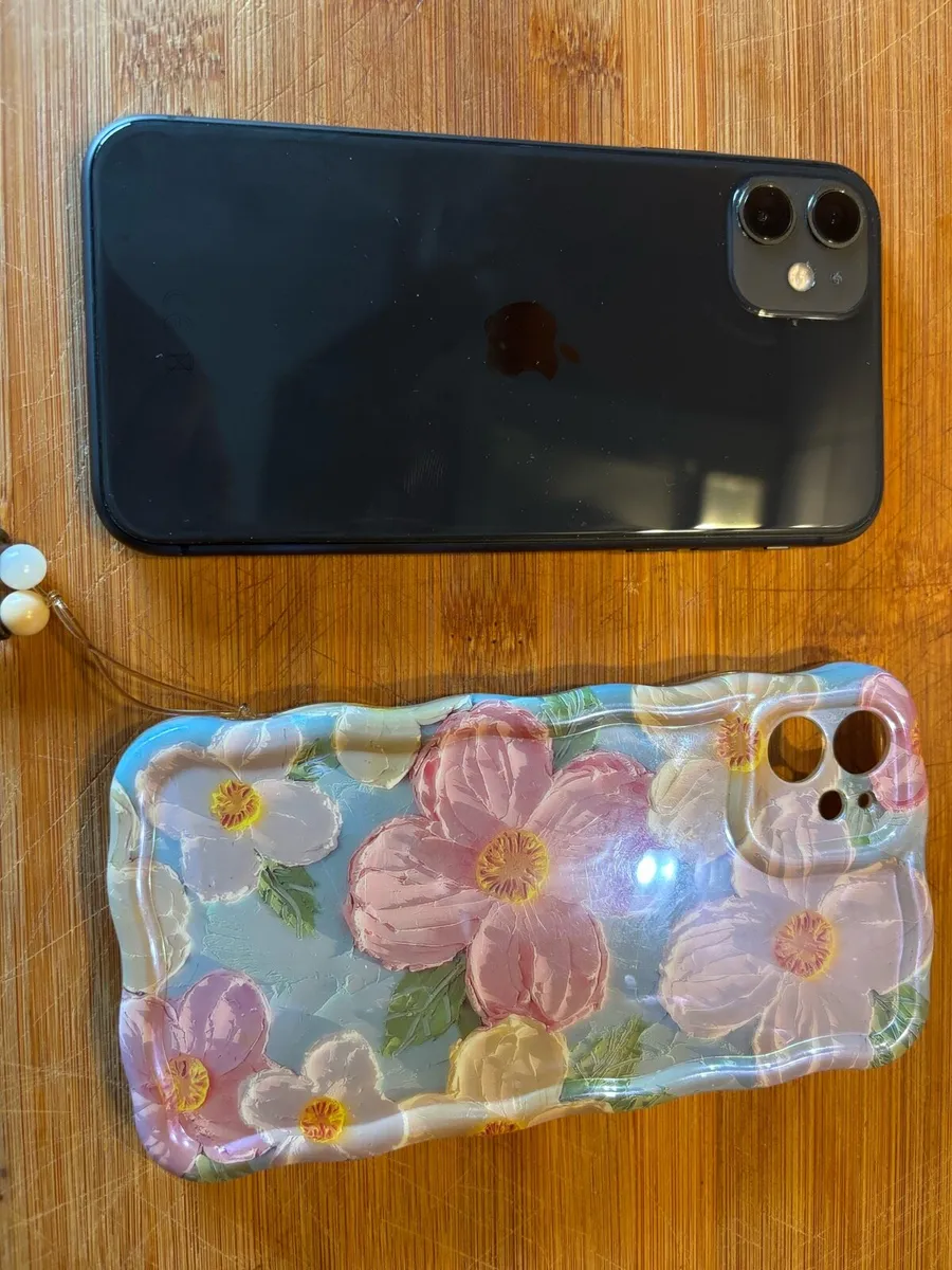 iphone 11 - Image 3