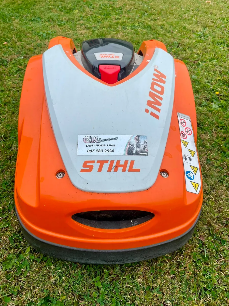 Stihl iMow RMI 422 Robot Mowers X2 - Image 1