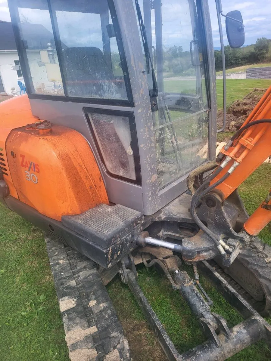 Hitachi zaxis 30 - Image 4