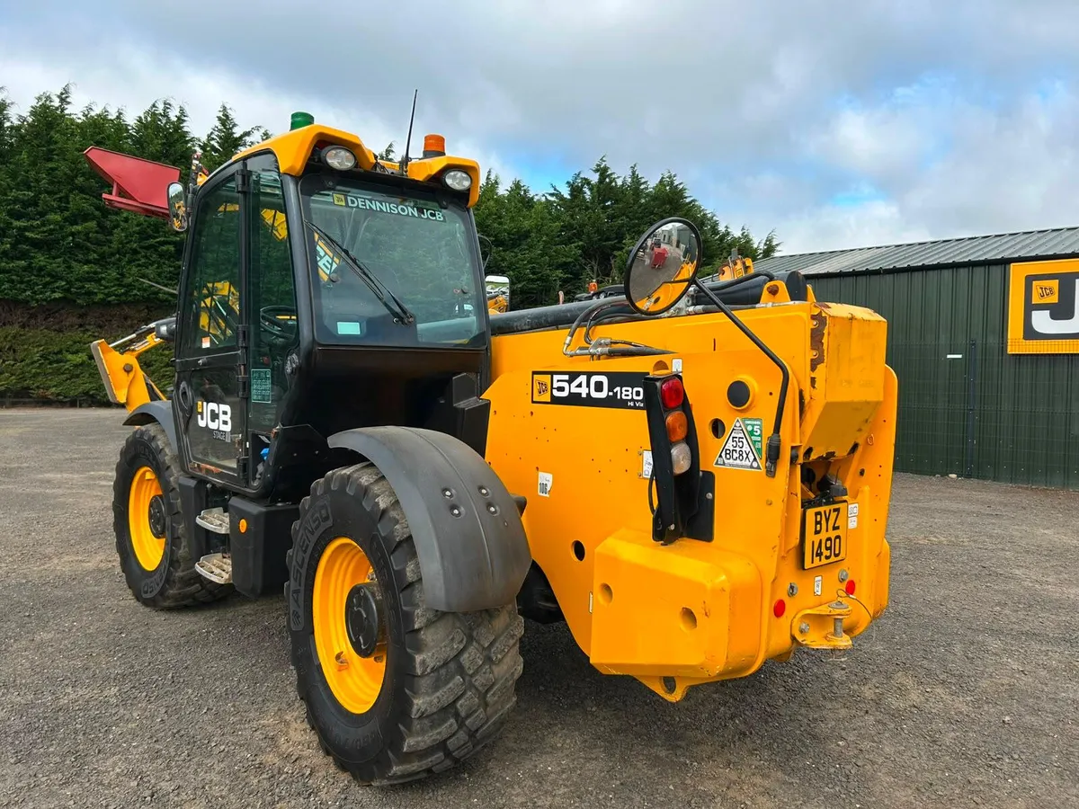 JCB 540V180 (81KW) TELEHANDLER YEAR 2021 - Image 2