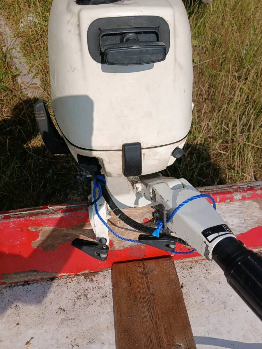 Johnson 6hp 4 stroke short shaft Outboard - Image 4