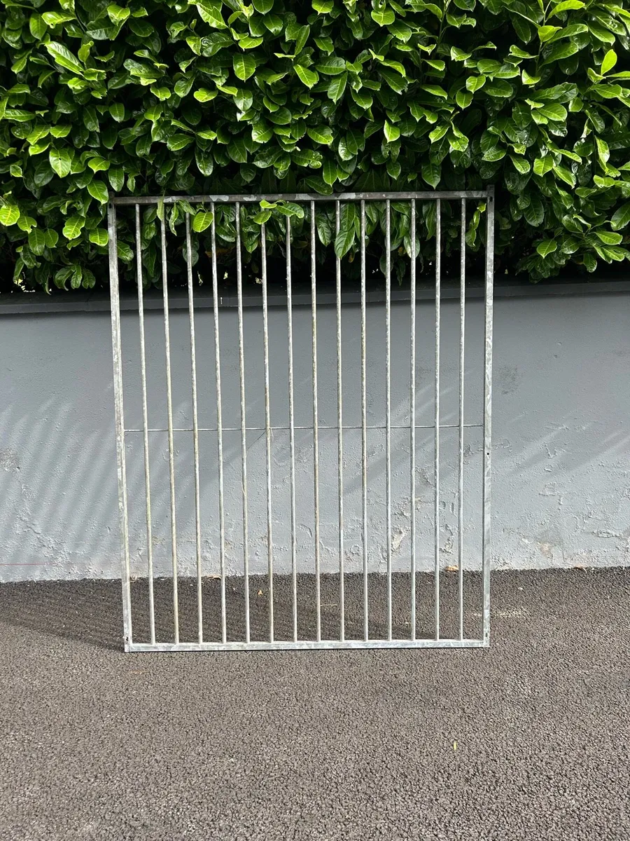 Dog pen - Image 4
