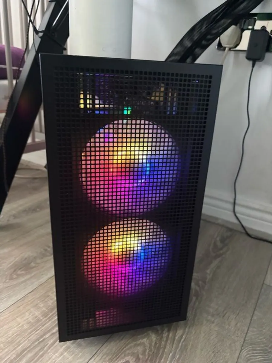 Gaming computer - Image 1