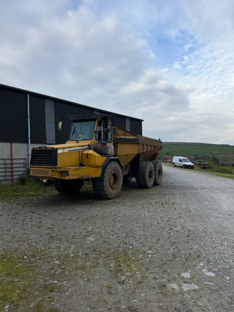 Moxy dumptruck - Image 1