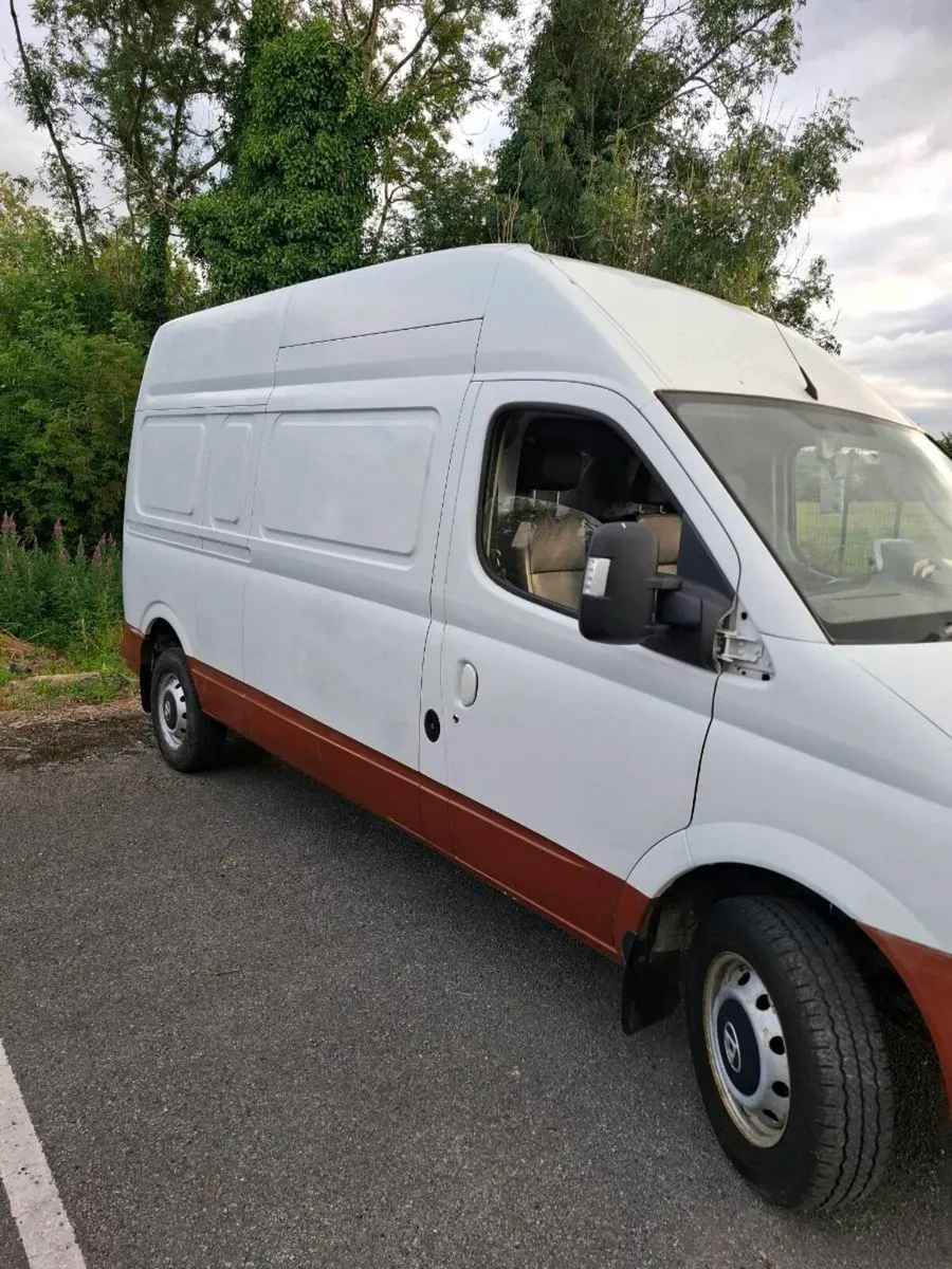 LDV van - Image 2