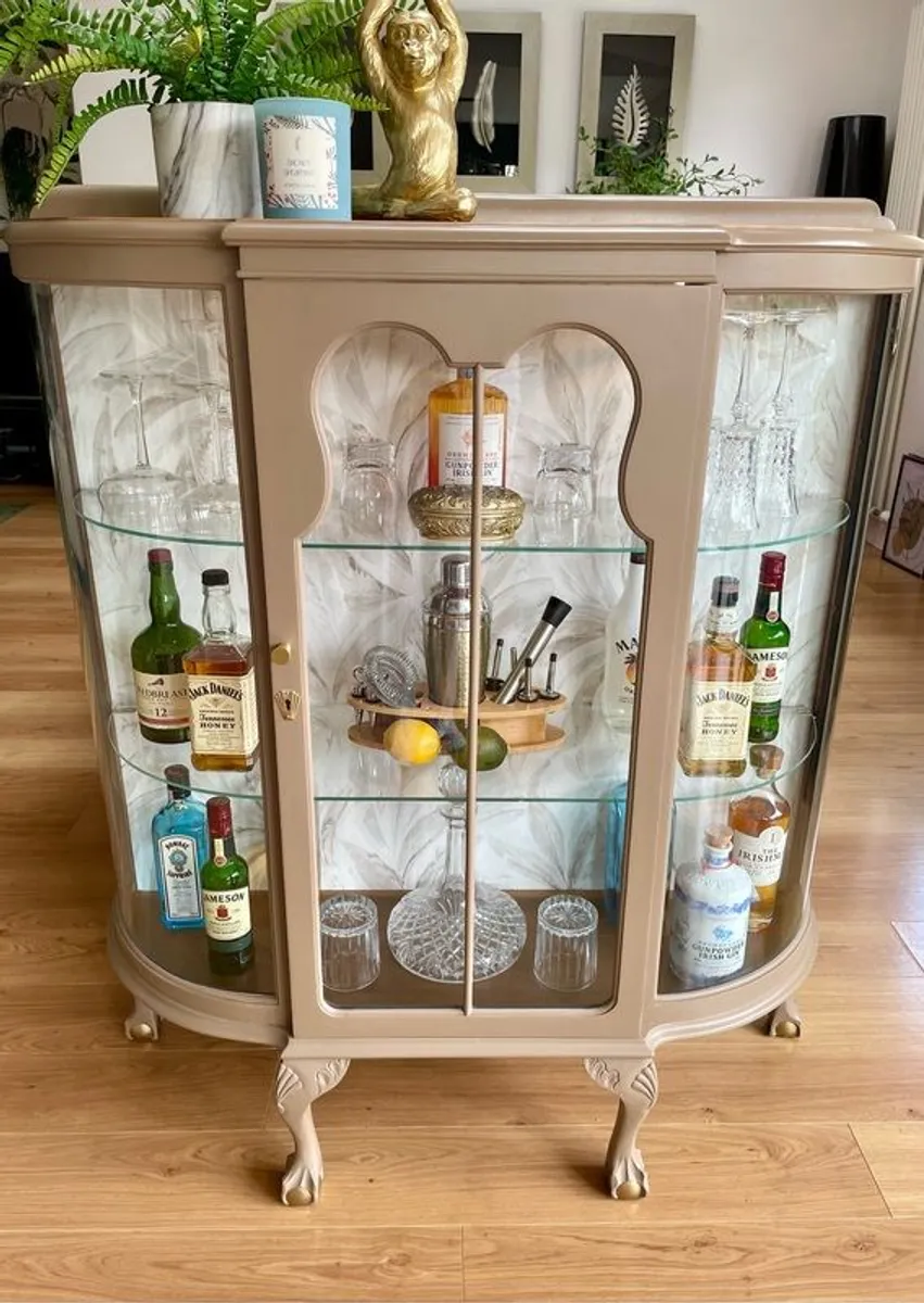 vintage drinks cabinet - Image 1