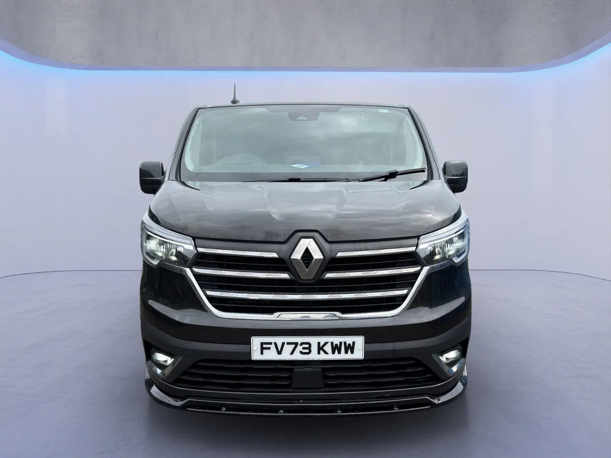 2023 Renault Trafic Extra Sport L2 Crew Van – 170 - Image 2