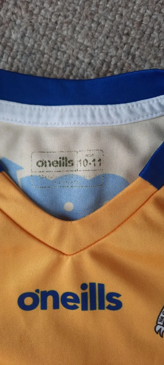 Official Clare jersey age 10/11 yrs - Image 3