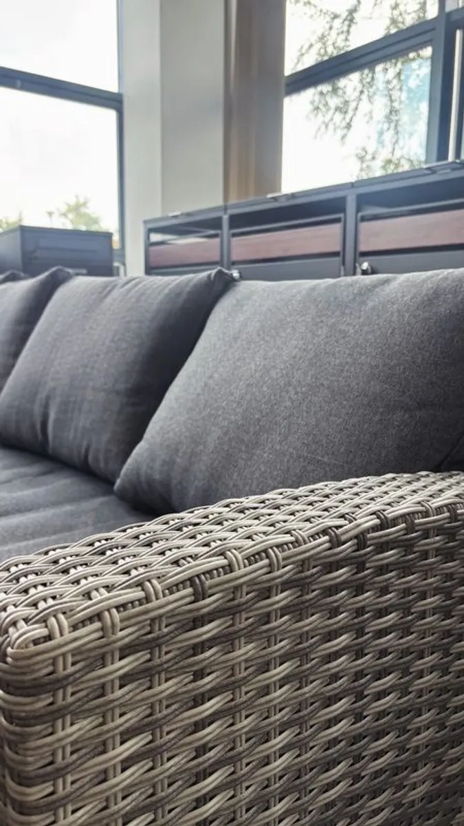 8 Seater outdoor furniture set - Image 3