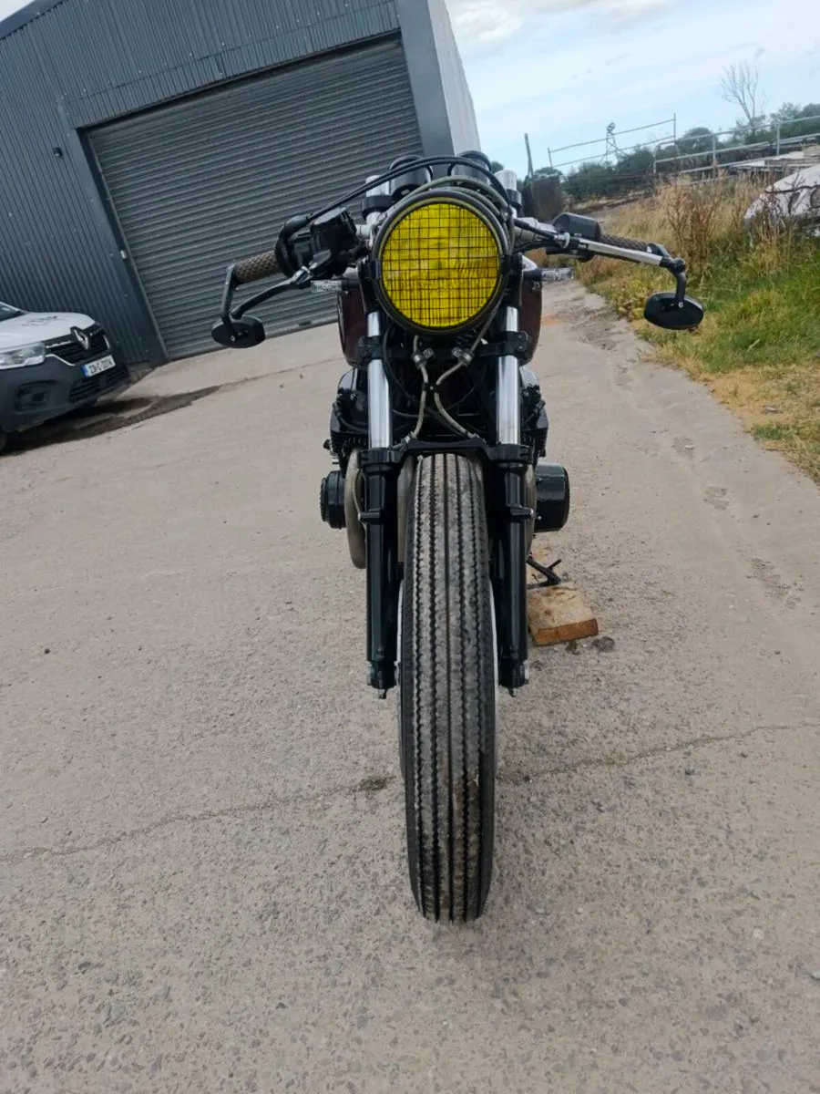 1977 honda cb750 - Image 2