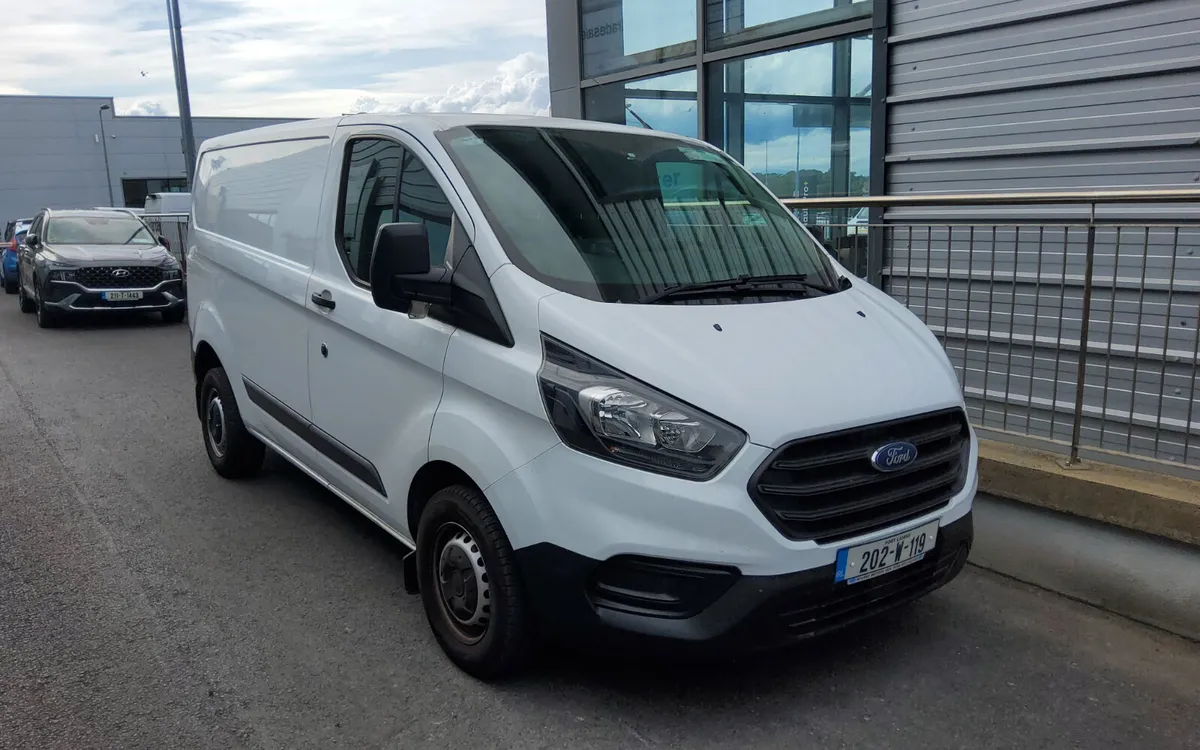 Ford Transit Custom 2020 - Image 1