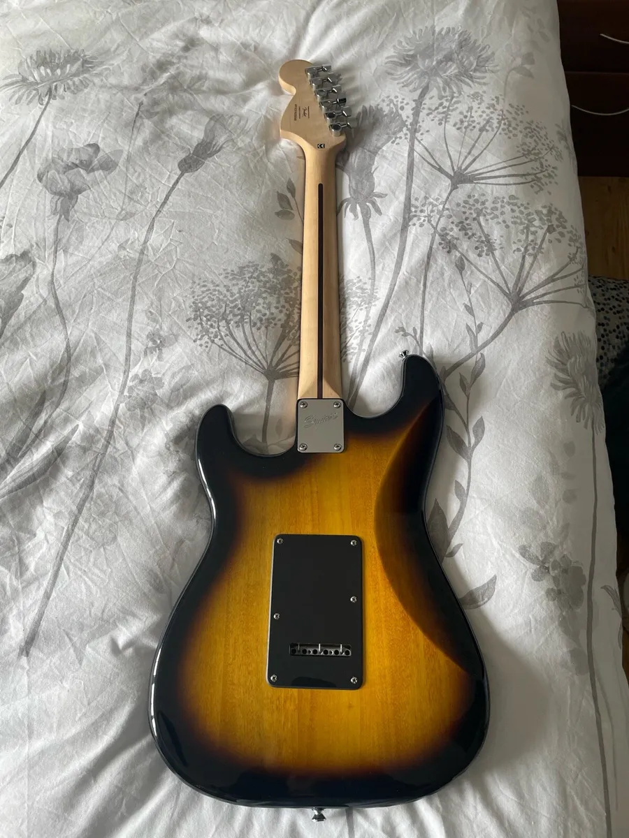 Fender Squier Affinity Strat Electric Guitar - Image 2