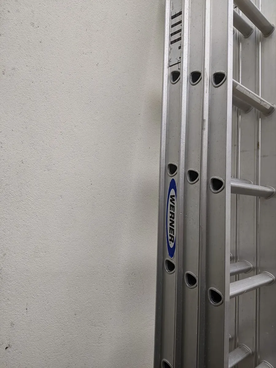Werner Triple Compact Extension Ladder - Image 1