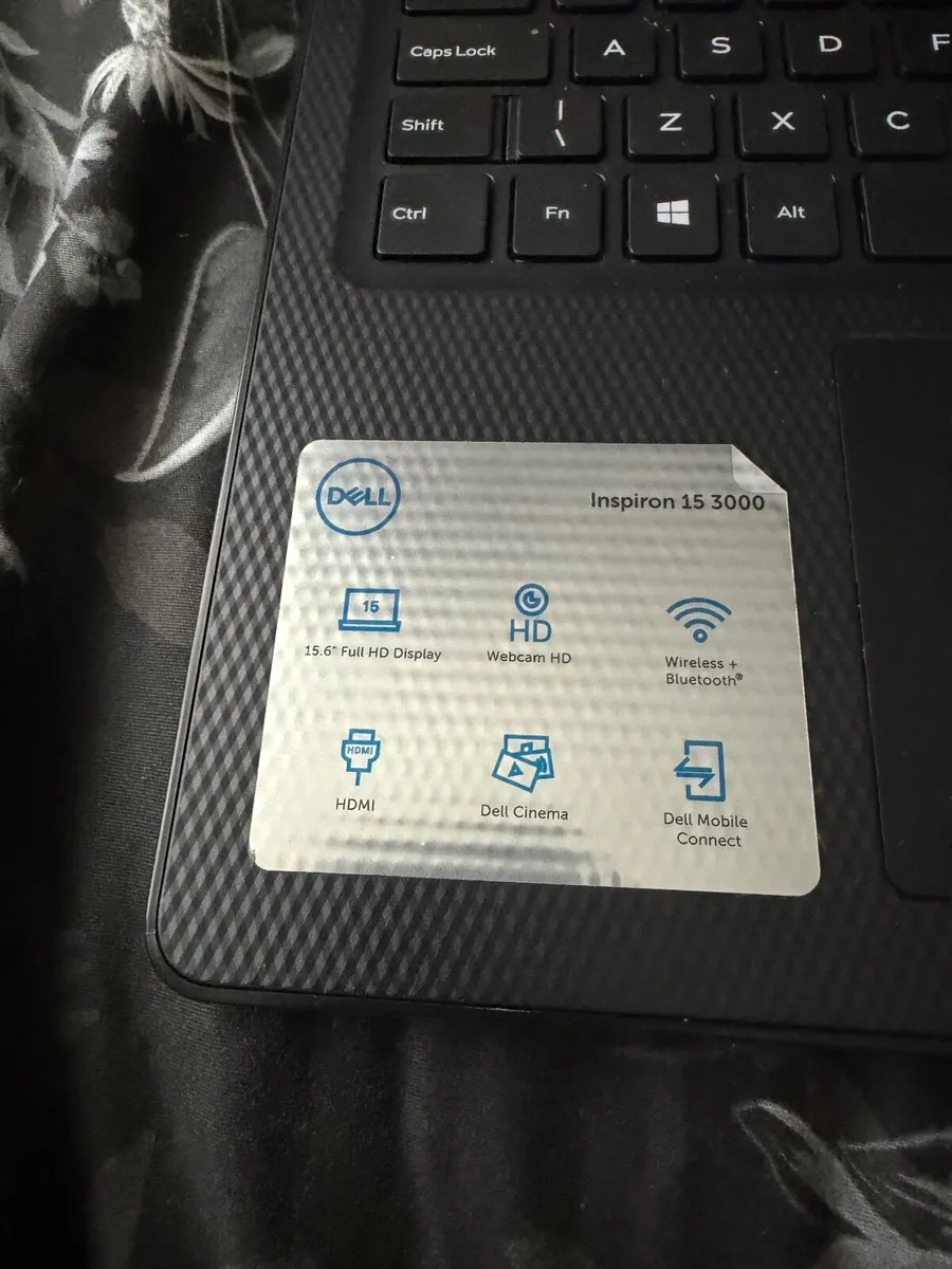 Laptop Dell Inspiron 15 3000 - Image 2