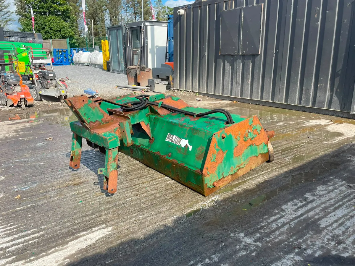 Major Hydraulic Sweeper - Image 1