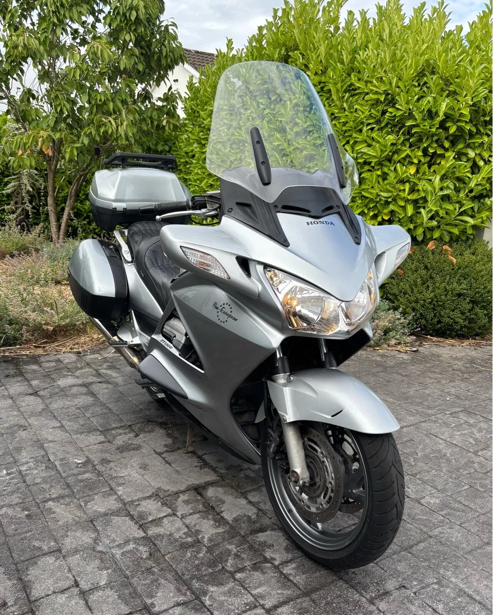2011 Honda ST1300 Pan European - Image 1