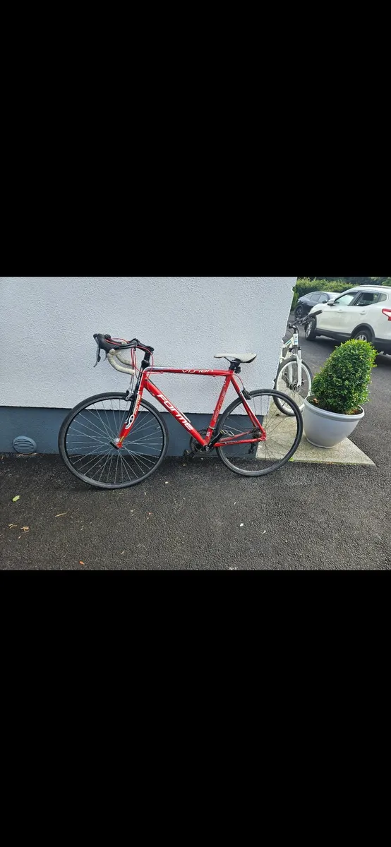 Adult Forme Vision Racing Road Bike - Image 1