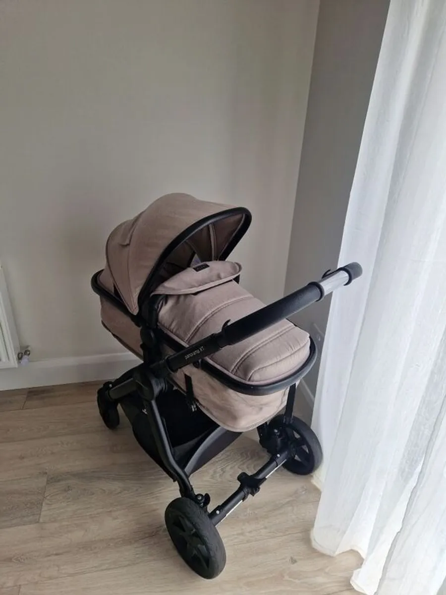 2-in-1 Beige Buggy - Image 1