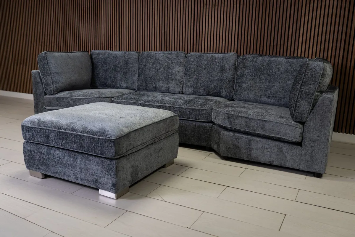 Easton Ushape Scatter or Fullback Cushions Sofa - Image 4