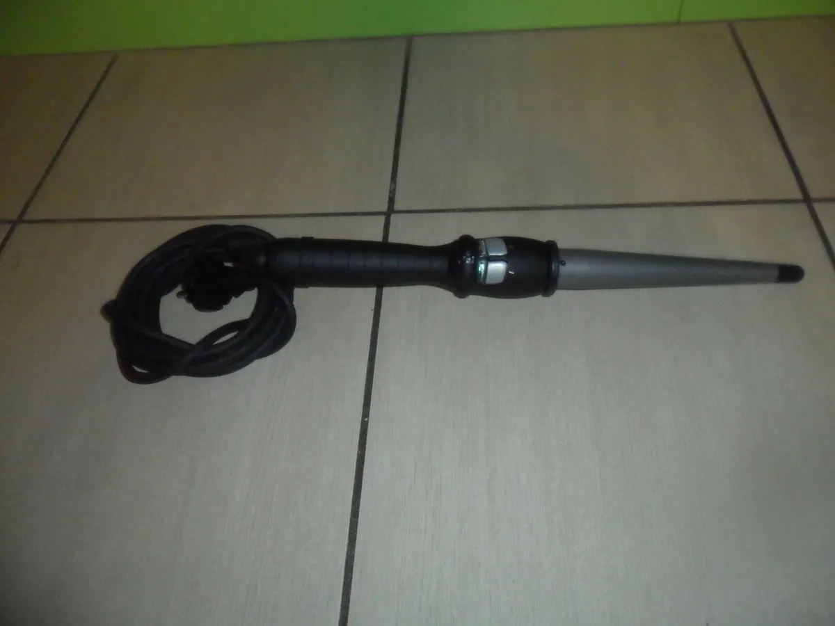 Curling Iron - Image 2