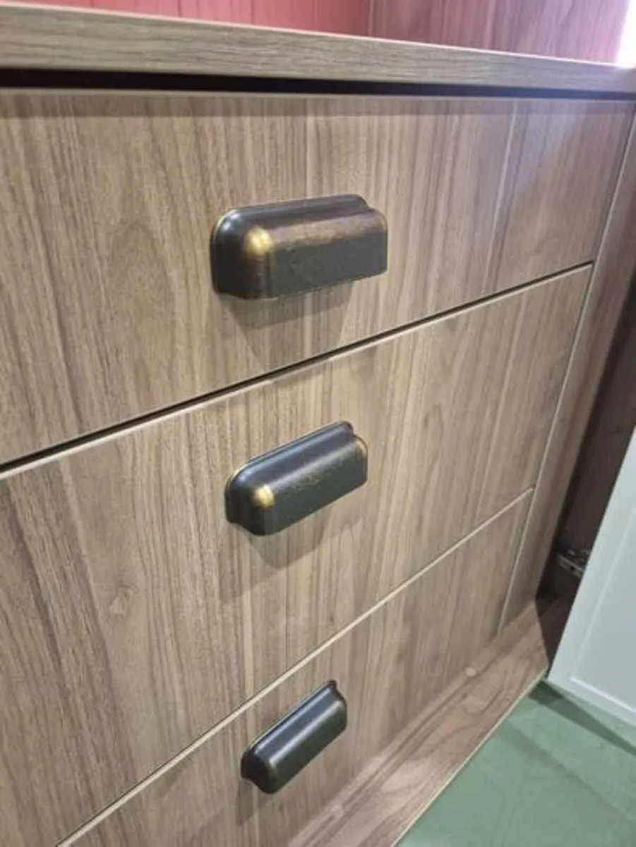 Kitchen - Image 2