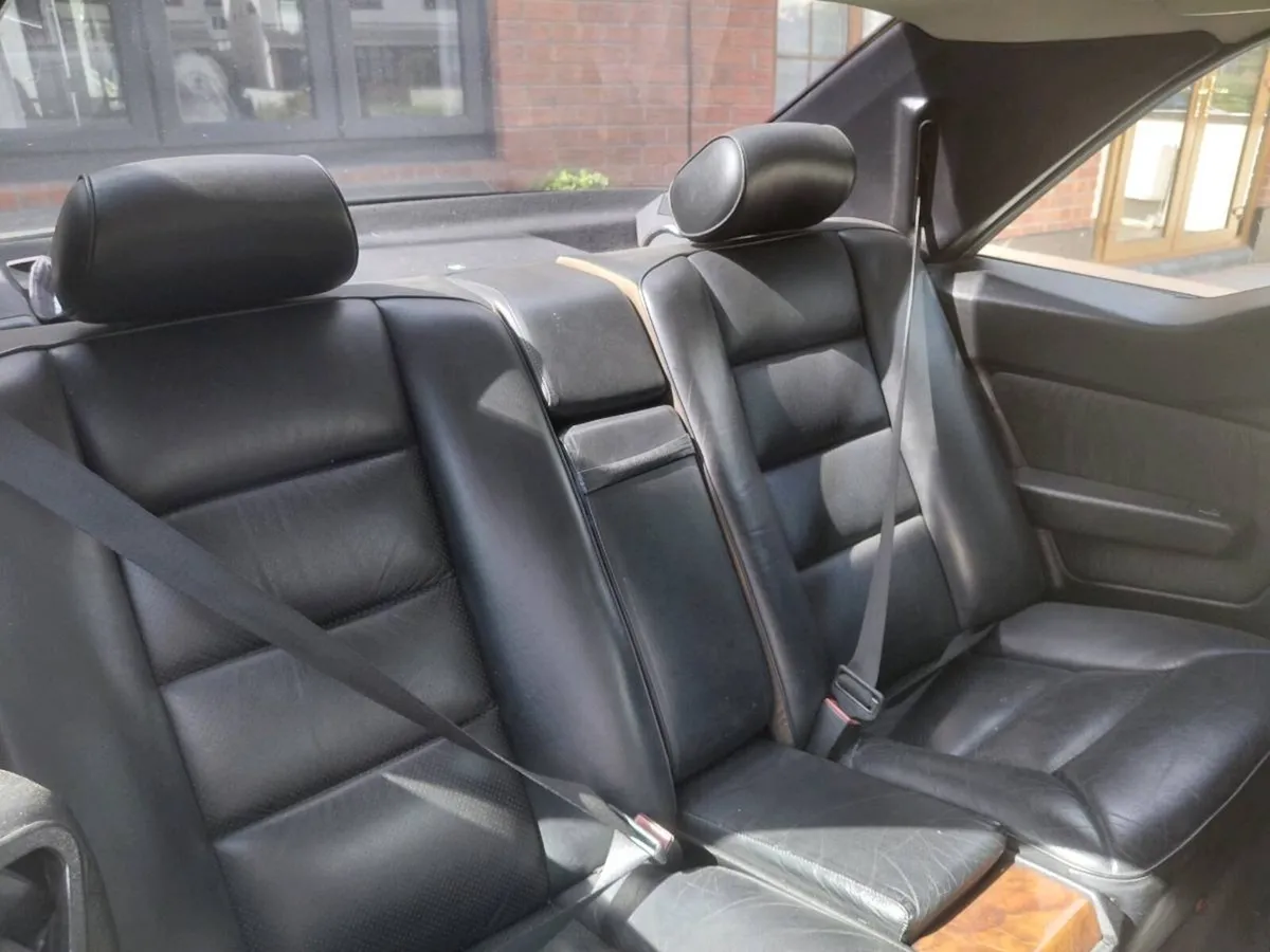 Mercedes w124 300ce - Image 4
