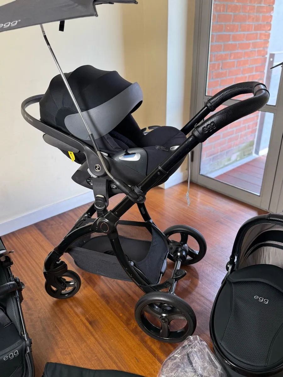 As New Egg2 travel system car Cybex isofix - Image 3