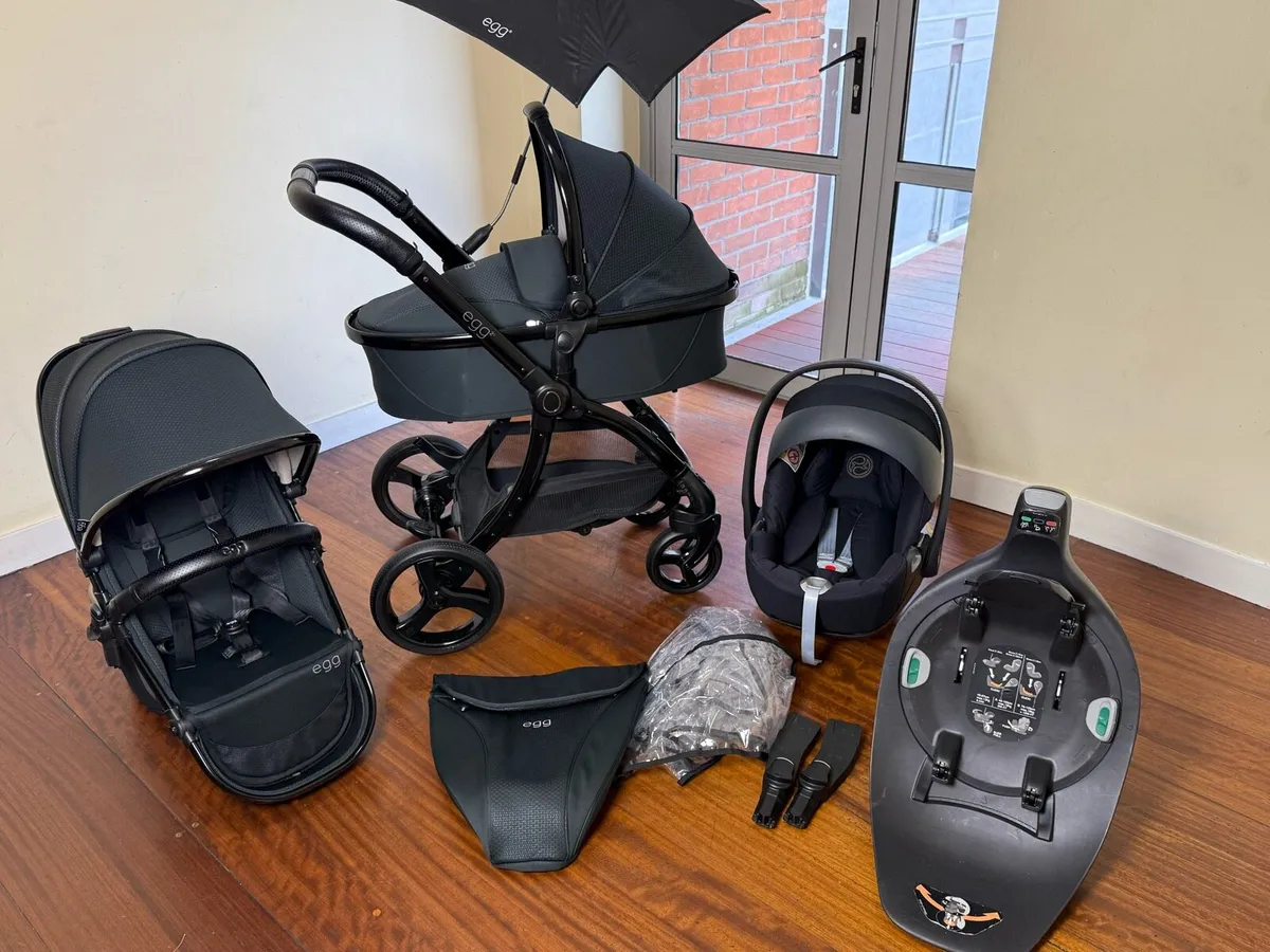 As New Egg2 travel system car Cybex isofix - Image 1