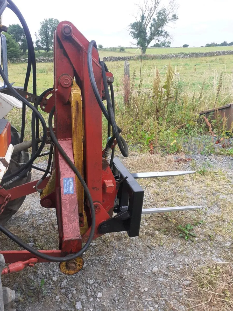 Bale Stacker - Image 1