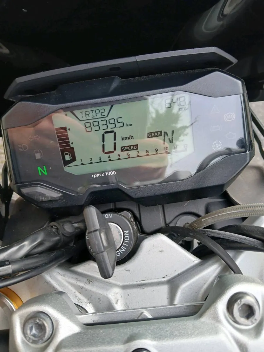 Bmw g310r - Image 4
