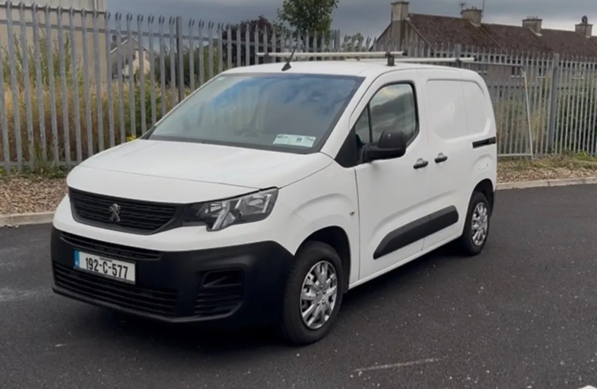 2019 Peugeot Partner 3 Seater Doe 05.27. Low Miles - Image 3