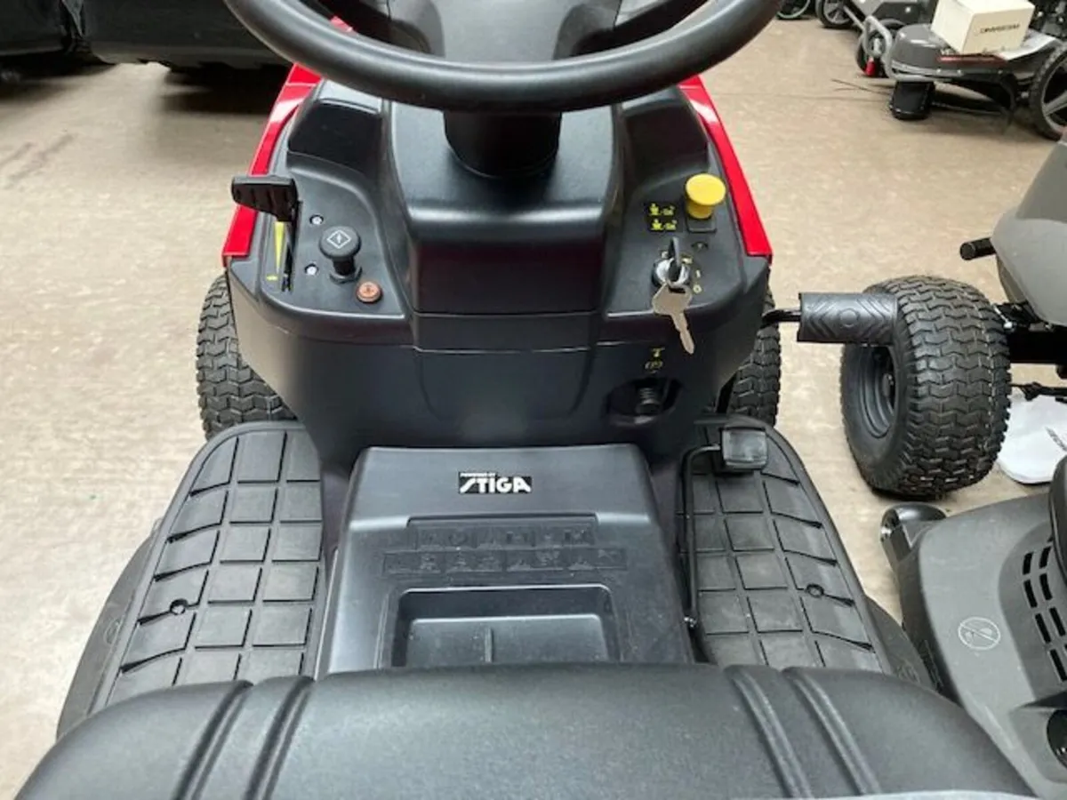 New Castelgarden XDC180HD - V Twin Engine - Hydro - Image 3