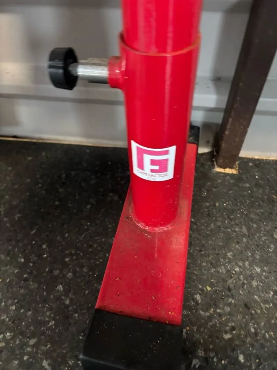 balance beam - Image 2