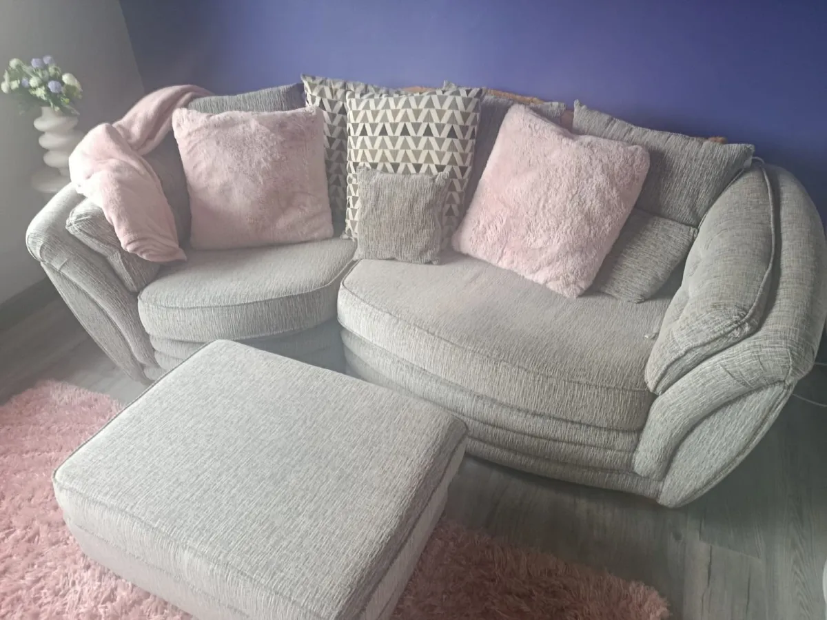 Sofa - Image 3