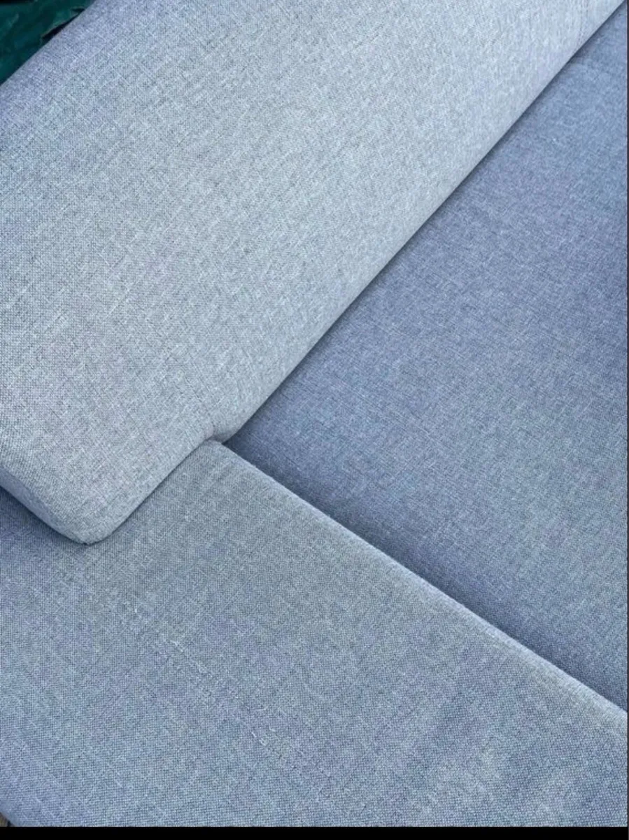 Large sofabed - Image 3