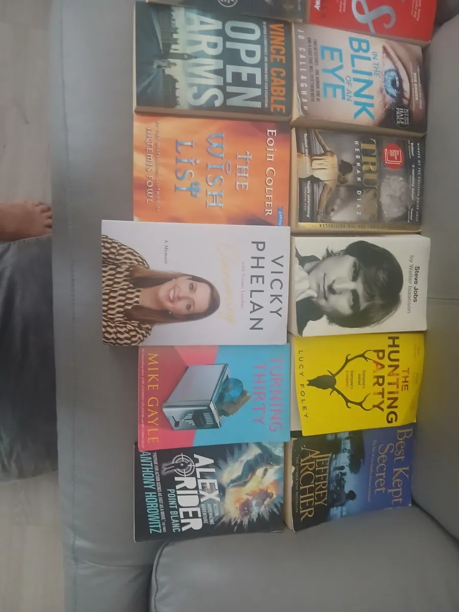 any 8 books free postage - Image 1