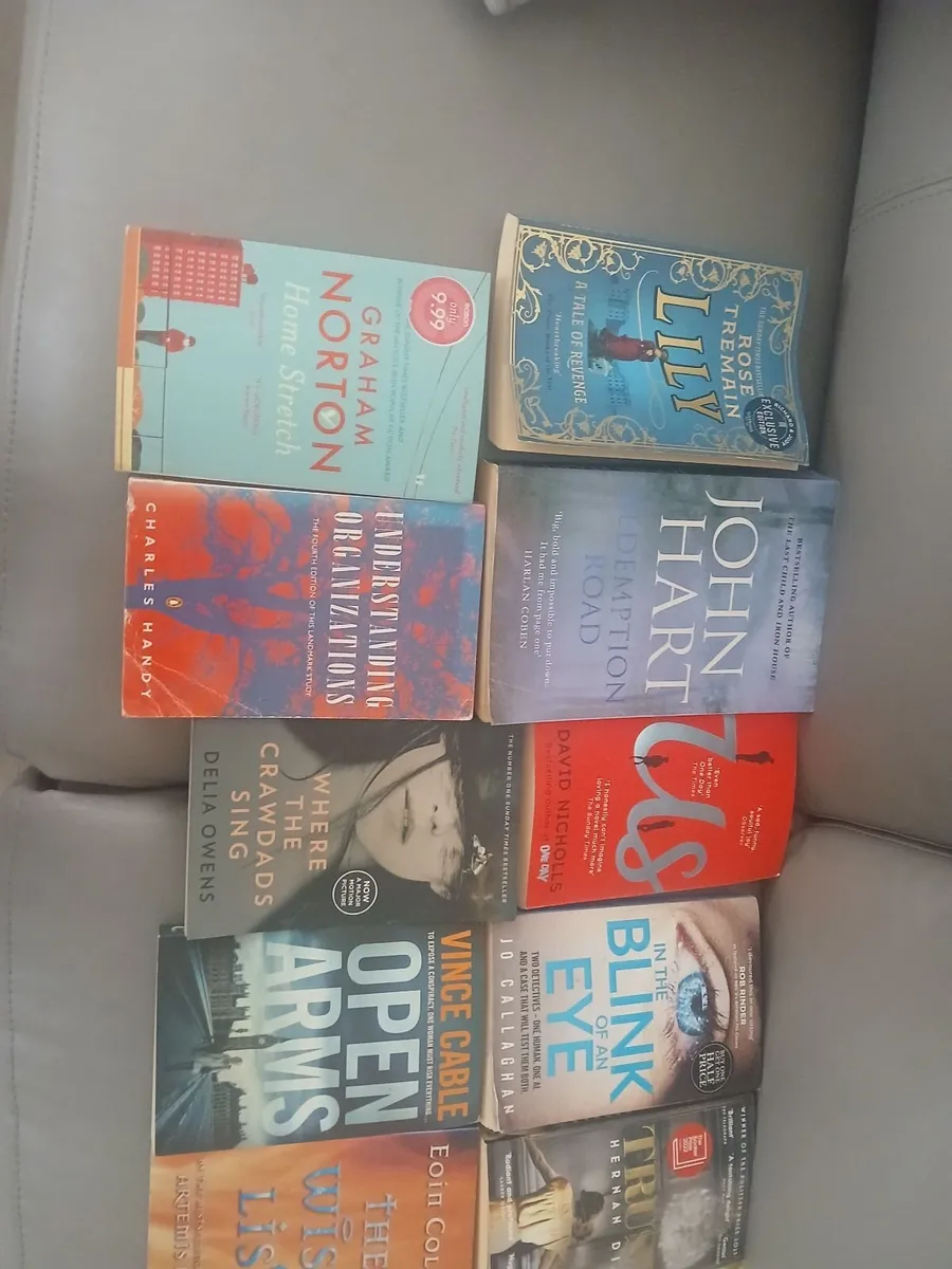 any 8 books free postage - Image 2