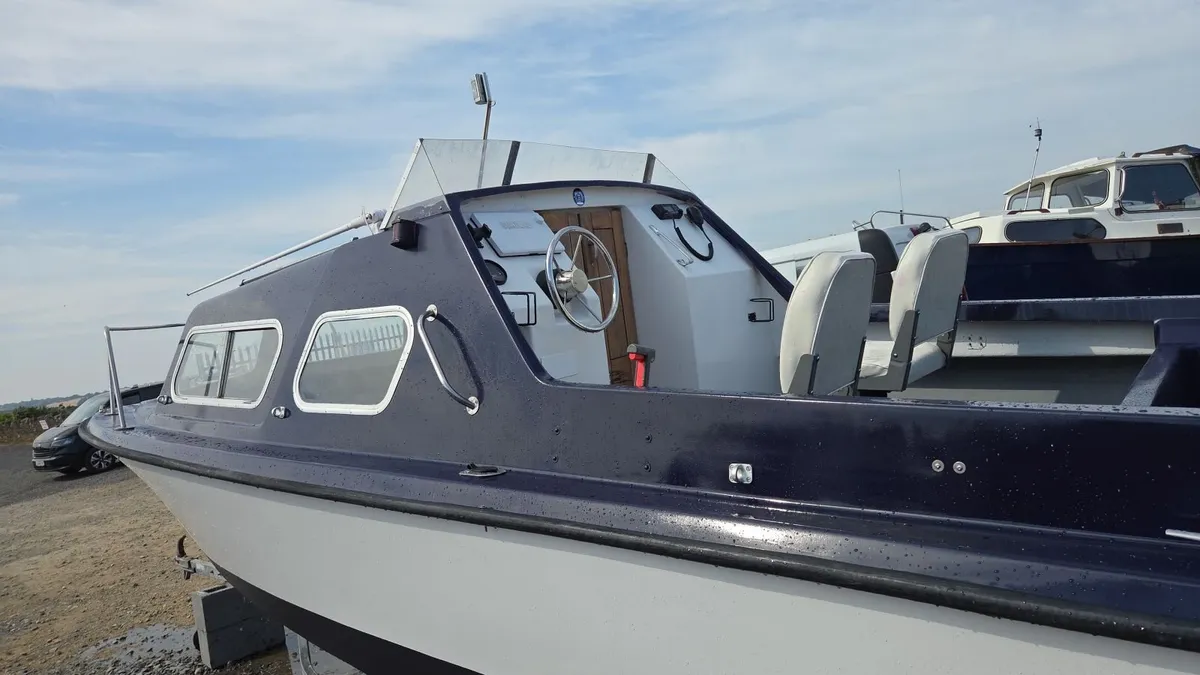 Boat for sale - Image 2
