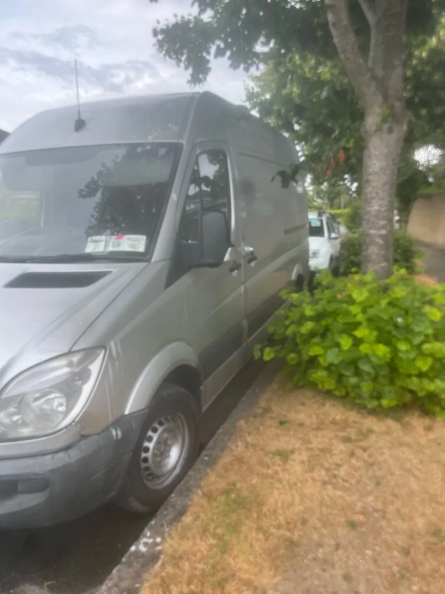 Mercedes sprinter - Image 2