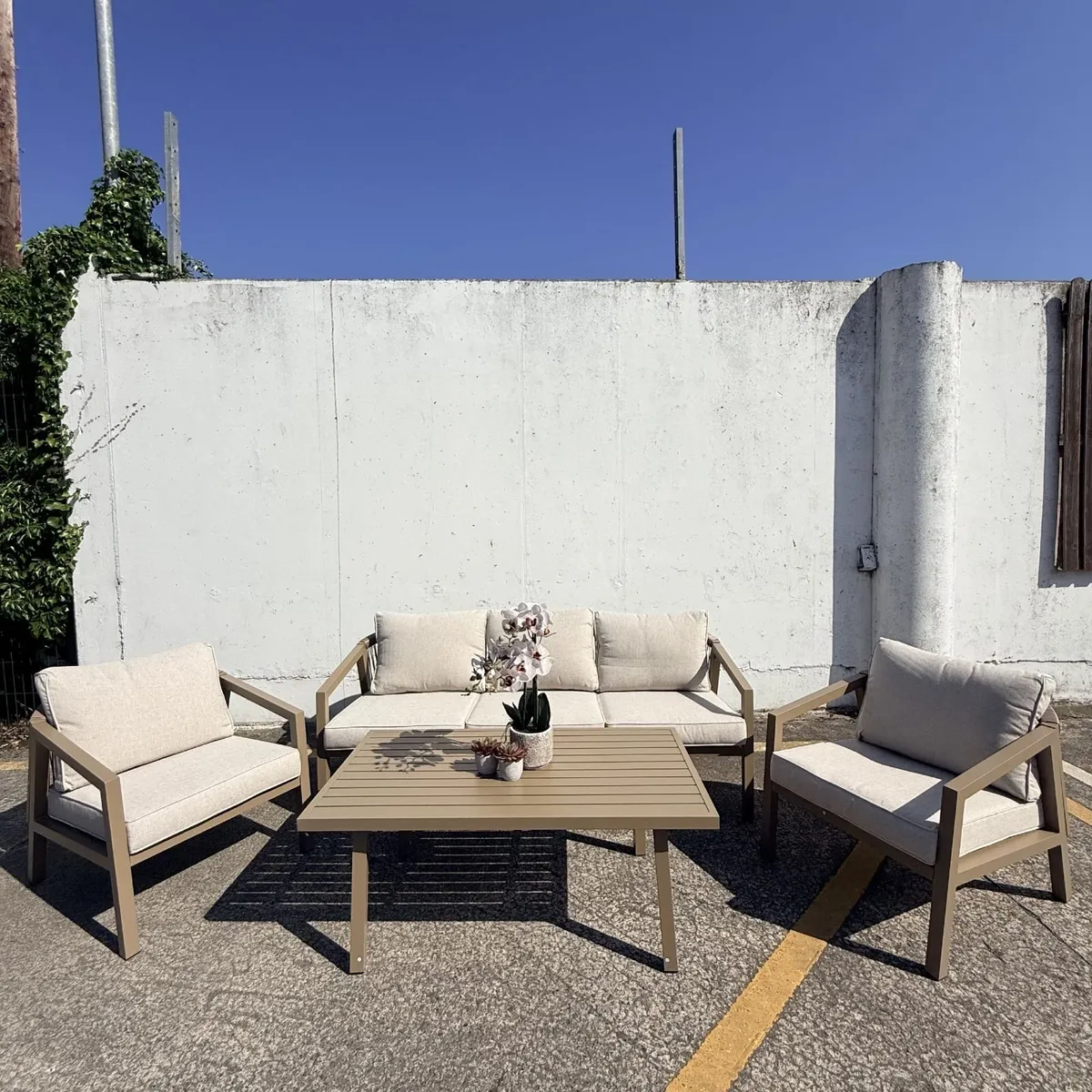 Outdoor Garden Furniture - Image 1