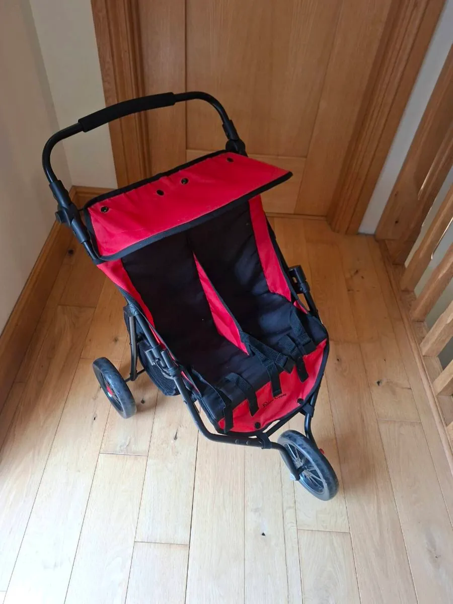Kids Twin play buggy/stroller - Image 1