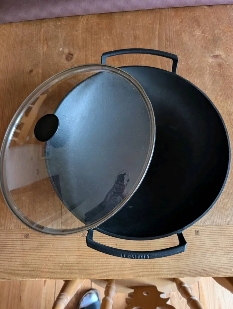 Le Creuset Large Wok 36cm with glass lid - Image 1