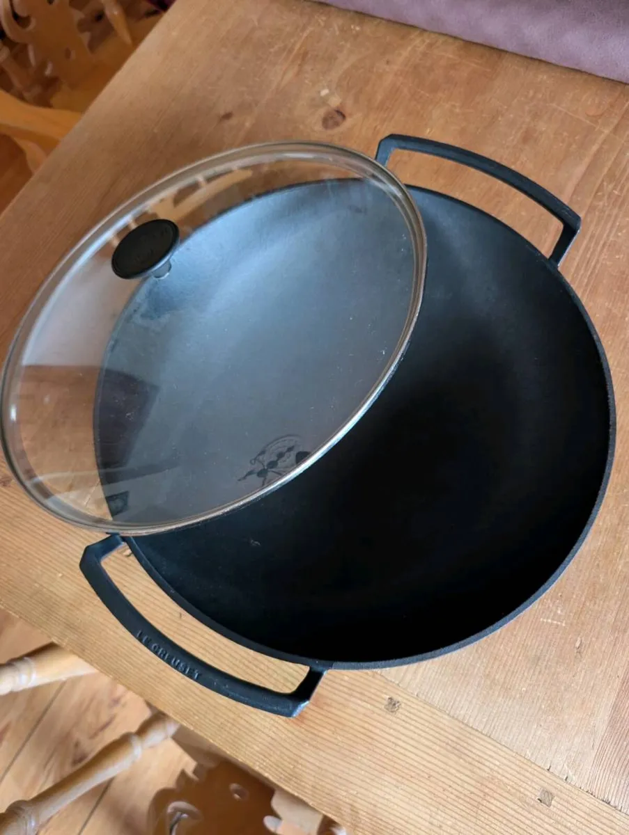 Le Creuset Large Wok 36cm with glass lid - Image 3