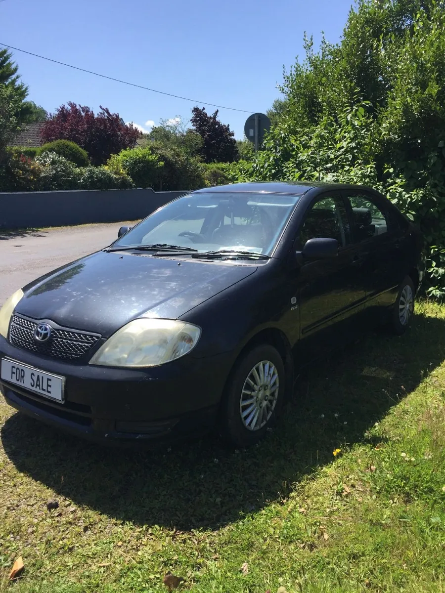 Toyota Corolla 2004 - Image 2