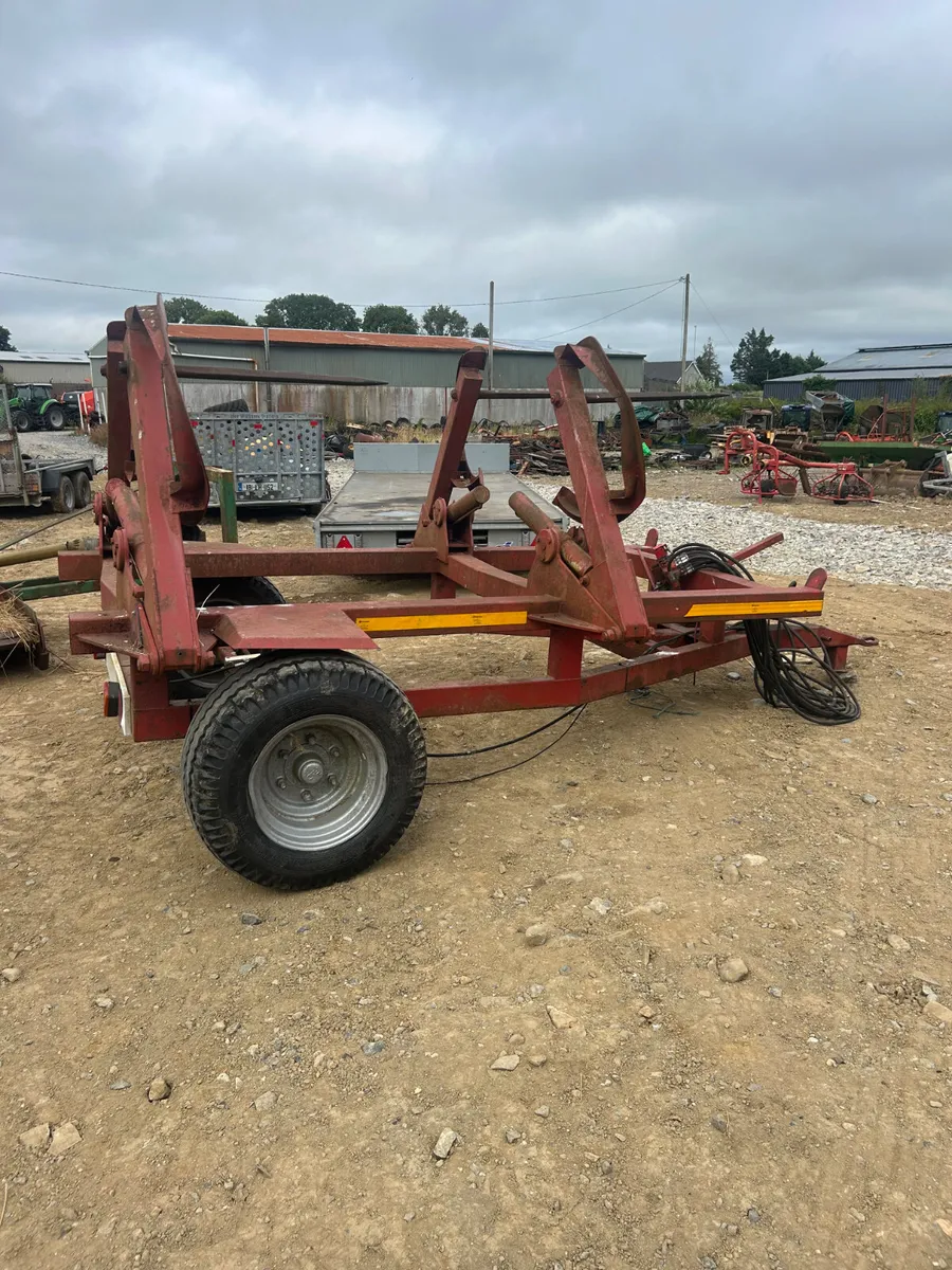 4 bale chaser - Image 3