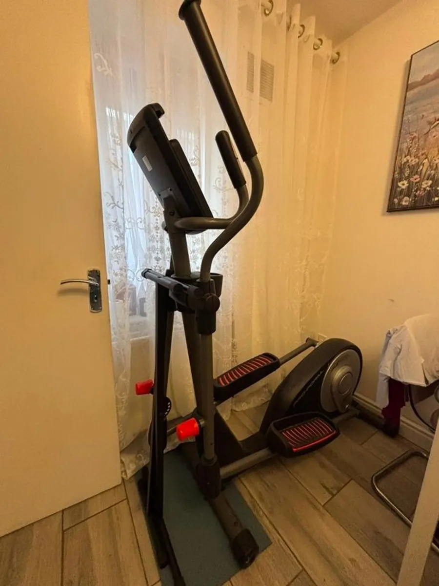 elliptical cross trainer - Image 1