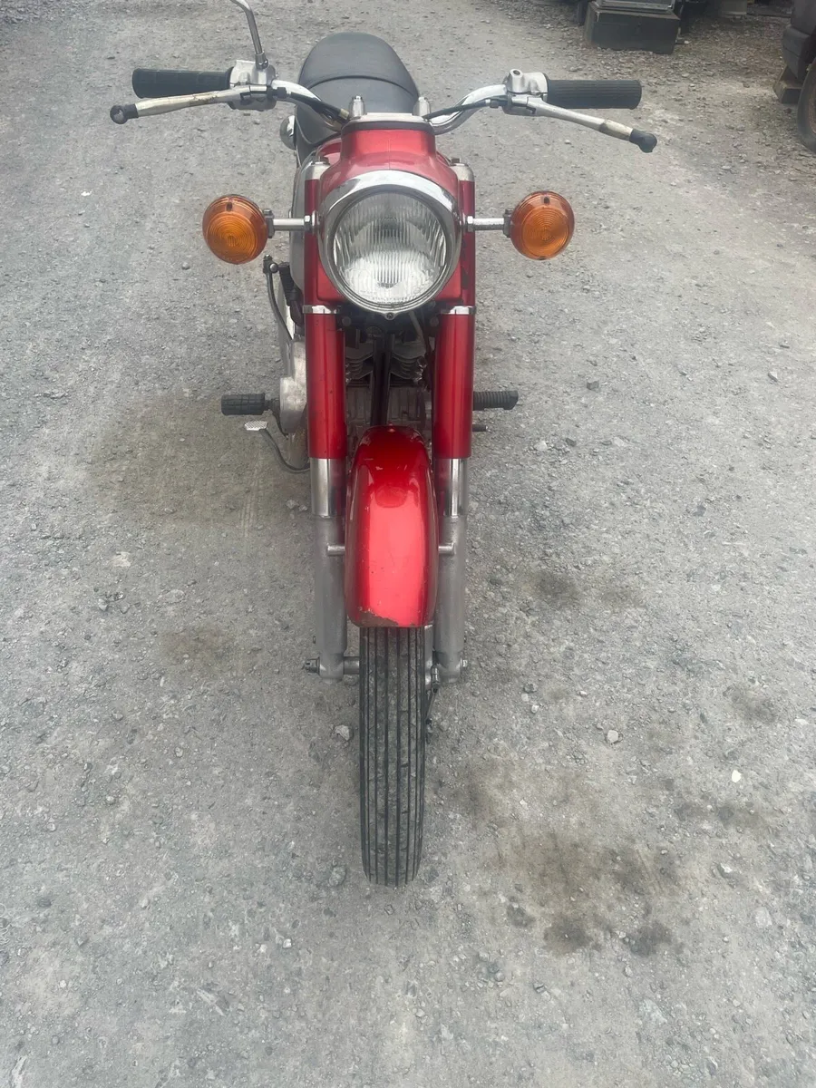 Honda CD 175 - Image 4
